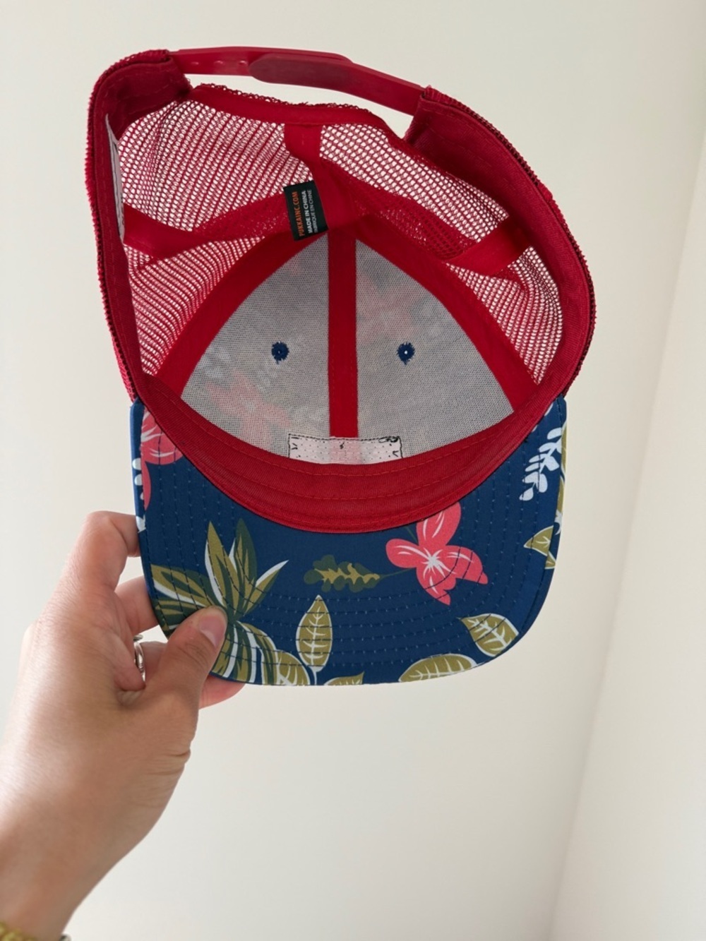 New Hampshire Apparel Women’s Floral Blue Trucker Hat - Picture 4 of 4